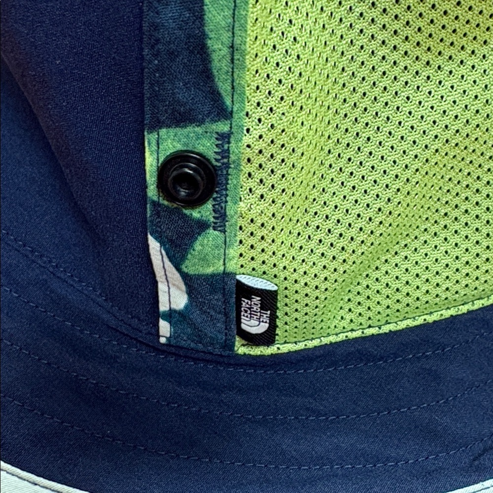 The North Face Bucket Hat View 2